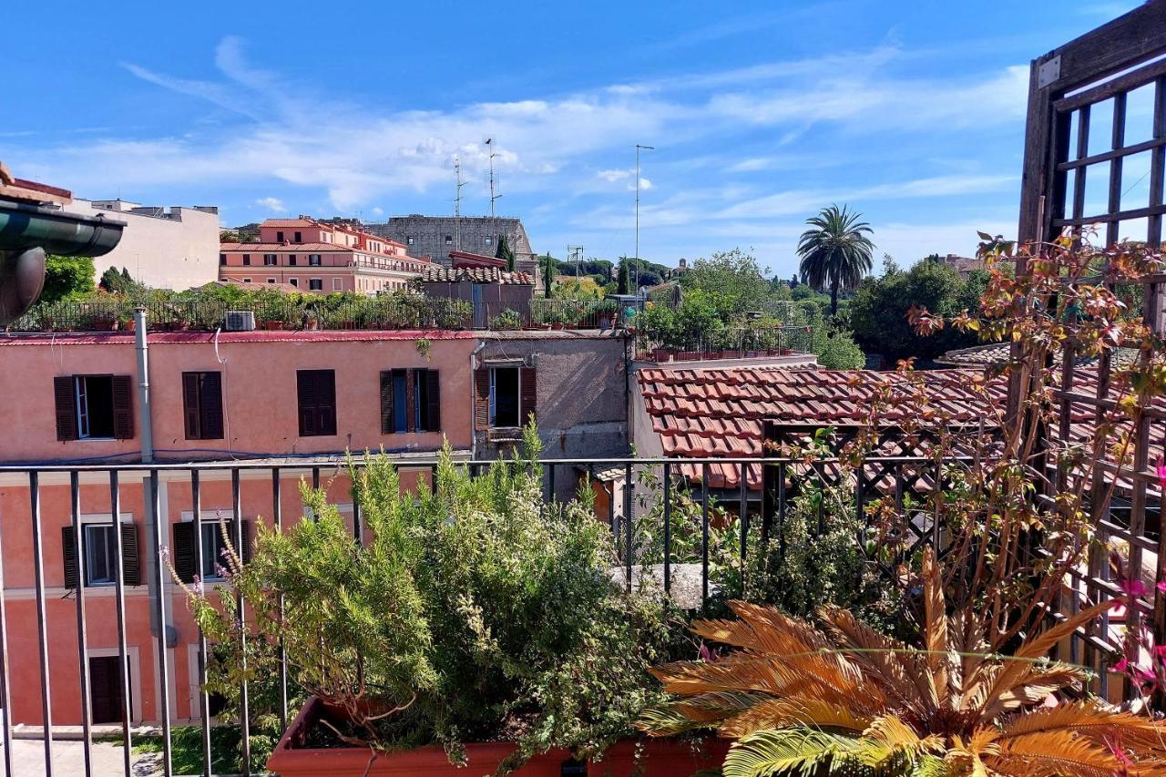 Colosseo Apartamento *